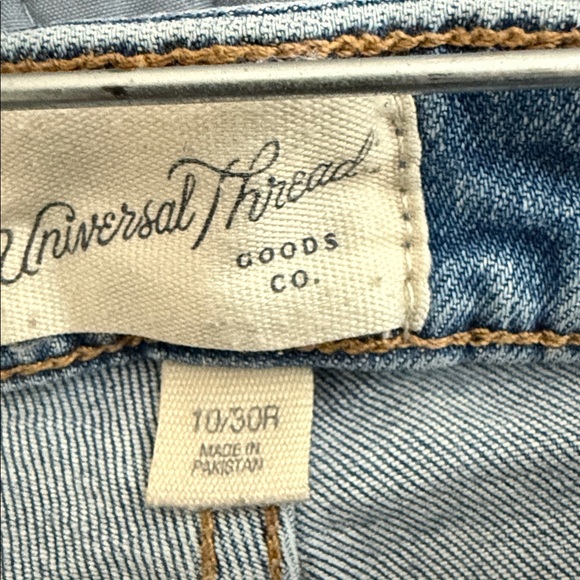 Universal Thread jeans - Picture 4 of 6